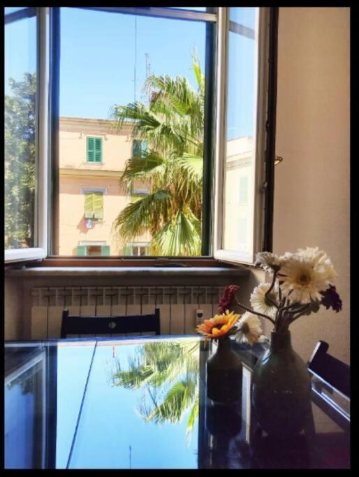 Peaceful In Prati Appartement *